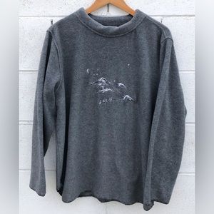 gray fleece mountain crewneck